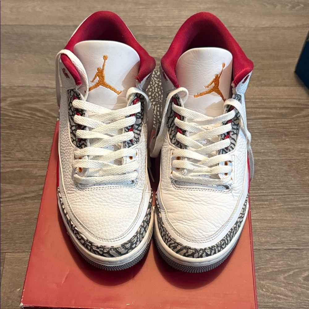 Jordan Air Retro 3 White and Red Sneakers
